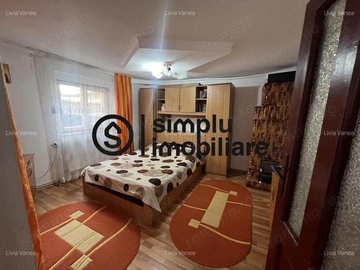 Casa 1 Mai Vis-a-vis de spitalul Nr.1 - 5 Casa 1 Mai Vis-a-vis de spitalul Nr.1 - 5