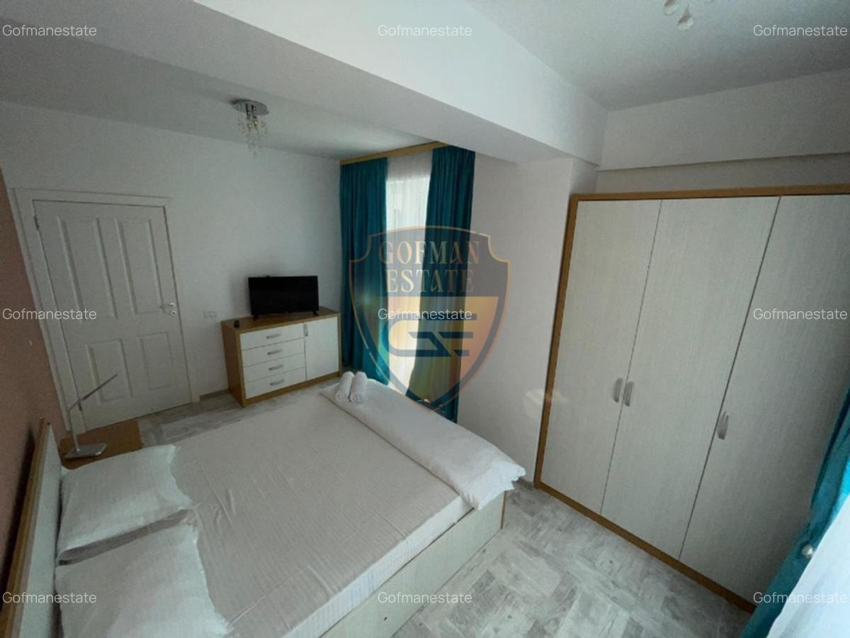 2 Cam, Mamaia Nord strada Lotus zona Cluburi White Tower Opera - 6