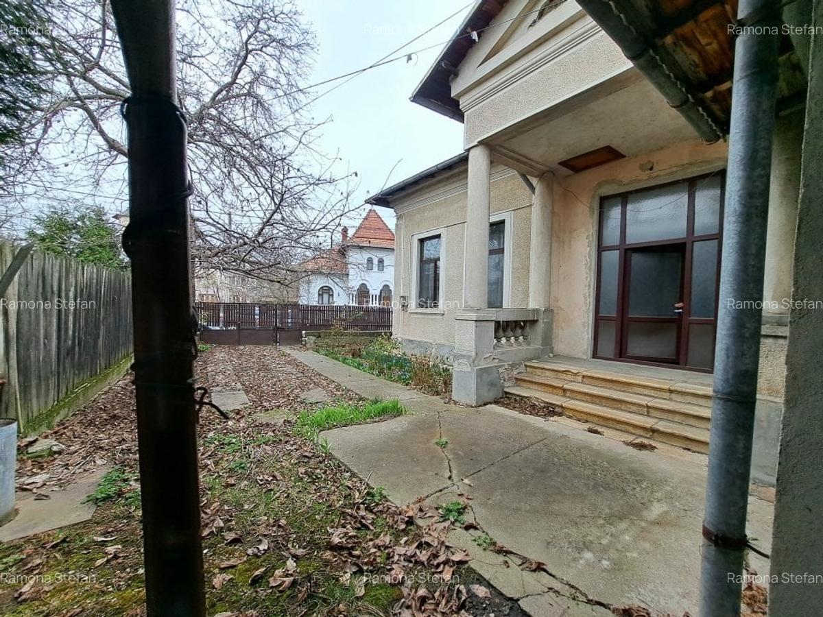 Casă individuală cu 2 camere în Central - 12
