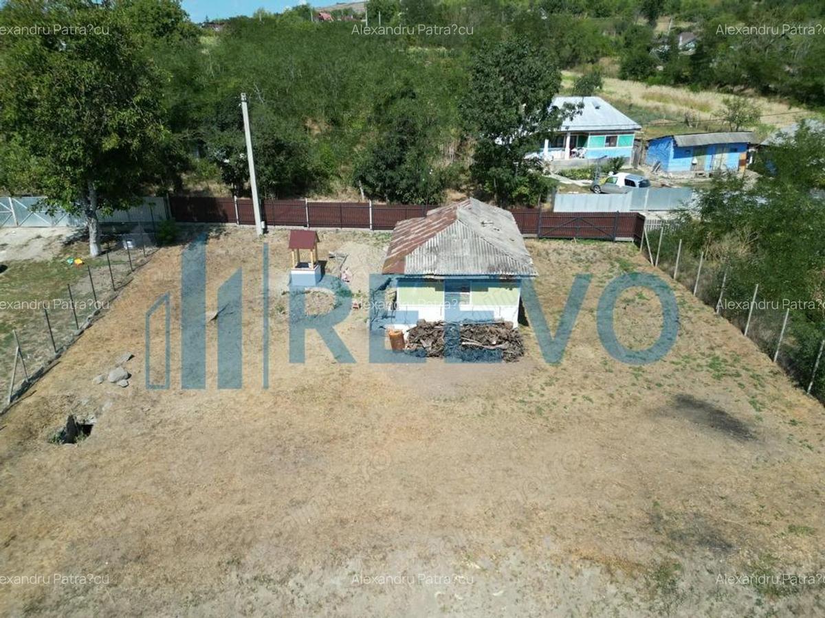 Casa ?i teren de vanzare in Parincea jud. Bacau. - 11