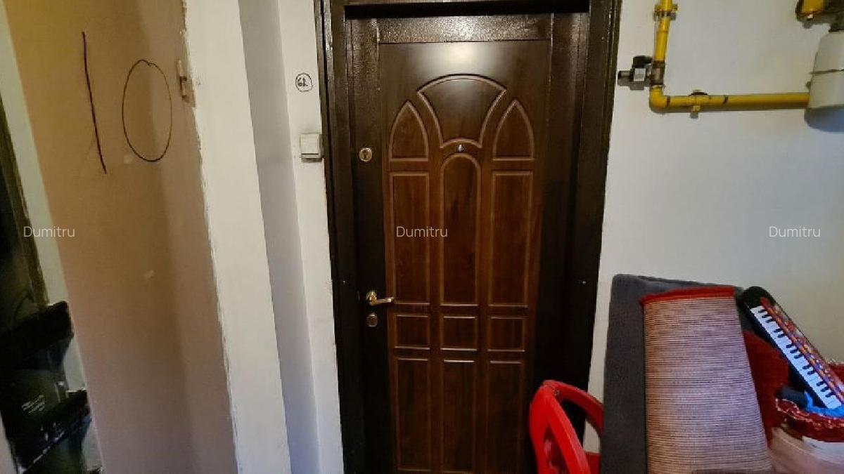 PANTELIMON - PARCUL FLORILOR, Apartament 2 camere - 38mp - etaj 10/10, Stra - 9