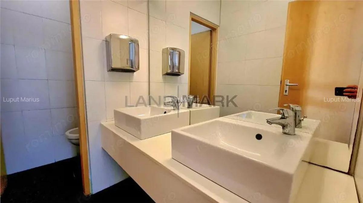 Cladire de birouri servicii, 1300 mp , semicentral, Timisoara - 12 Cladire de birouri servicii, 1300 mp , semicentral, Timisoara - 12