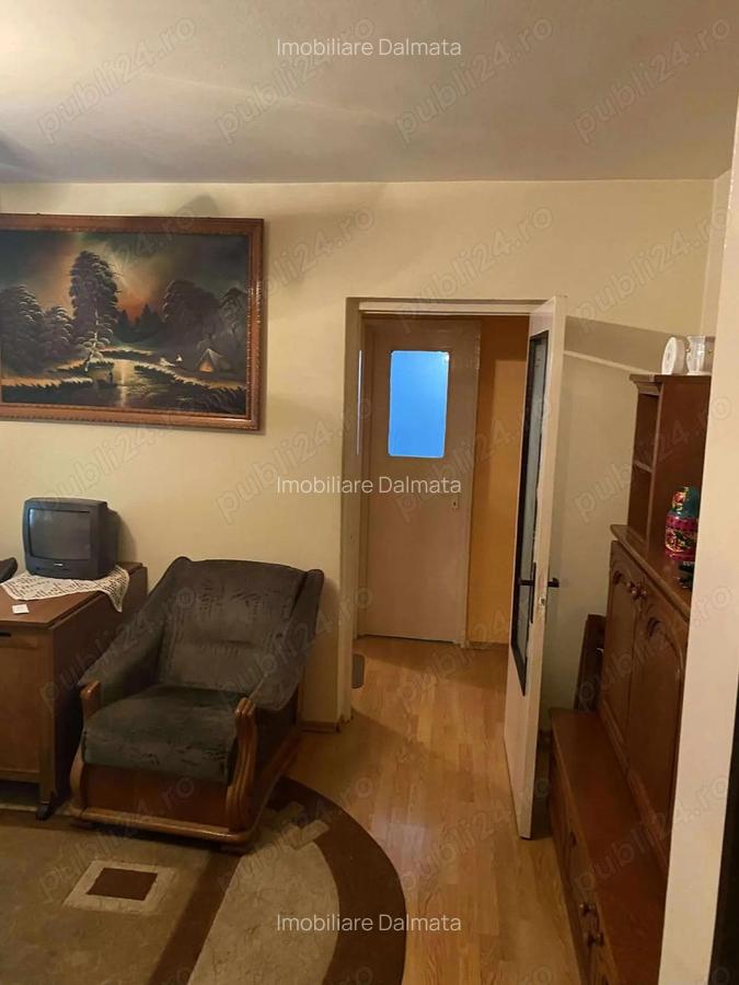 Apartament 3 camere de vanzare , B-lvd Muncii , M16 , parter , 74.000 euro - 2