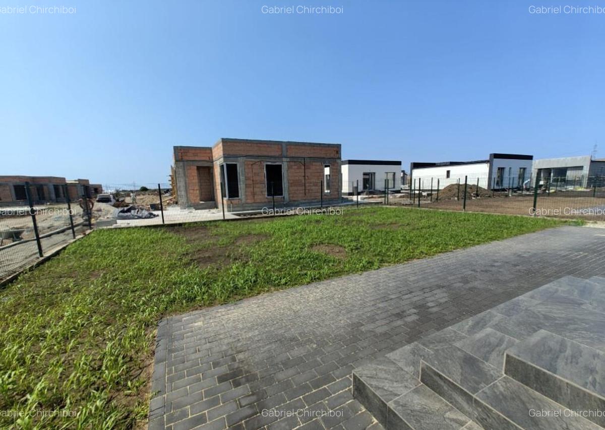 Casa Individuala - 3 camere - 350 mp teren - 90 mp utili - 3
