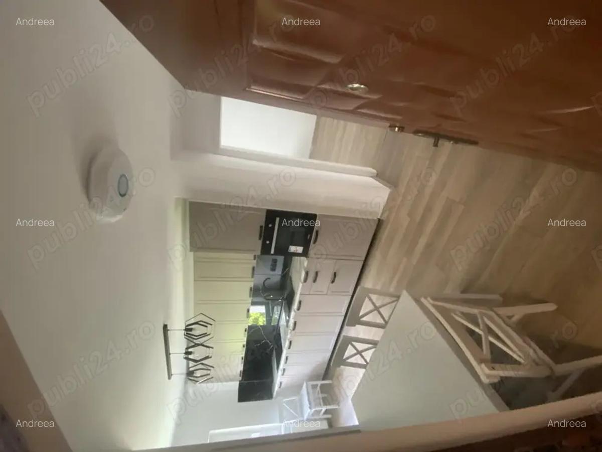 Vand apartament 3 camere in Floresti - 1