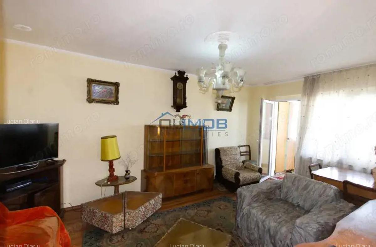 Apartament 3 camere de vanzare vedere spate Bulevardul Tei - 2