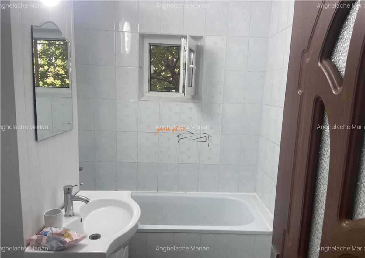 Apartament 3 camere , zona Casa de Pensii , et 2/4 , decoman - 16