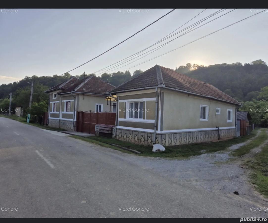 Vind casa in judetul Bihor Luncasprie - 1