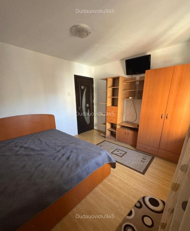 Închiriere apartament decomandat - 2