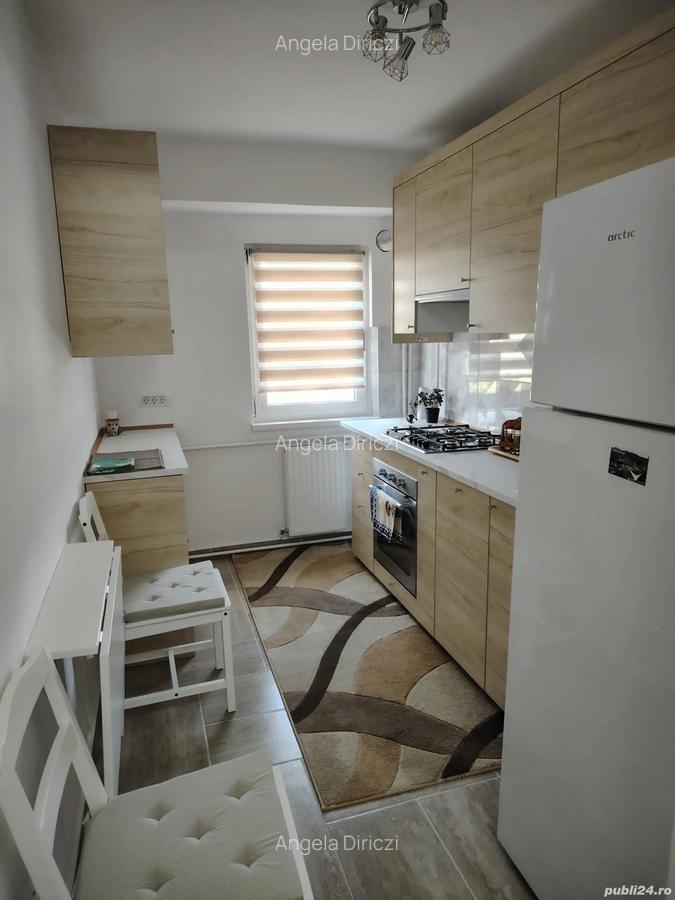 Proprietar inchiriez ap. 2 camere complet renovat - 6