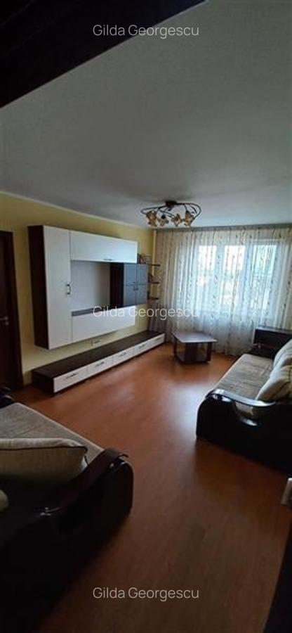 Apartament cu 3 camere decomandat în Gemenii - 1