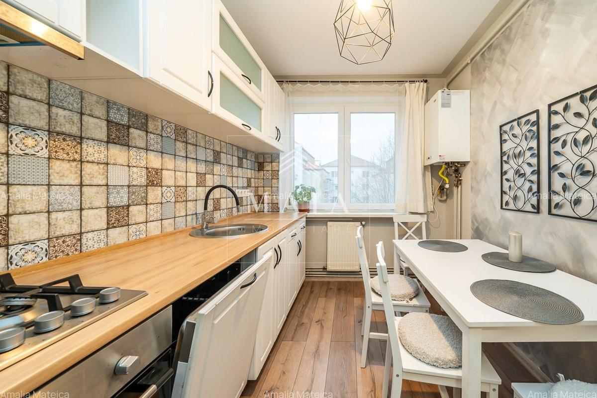 Apartament 3 camere, modern, balcon, central, Milea - politie - 6