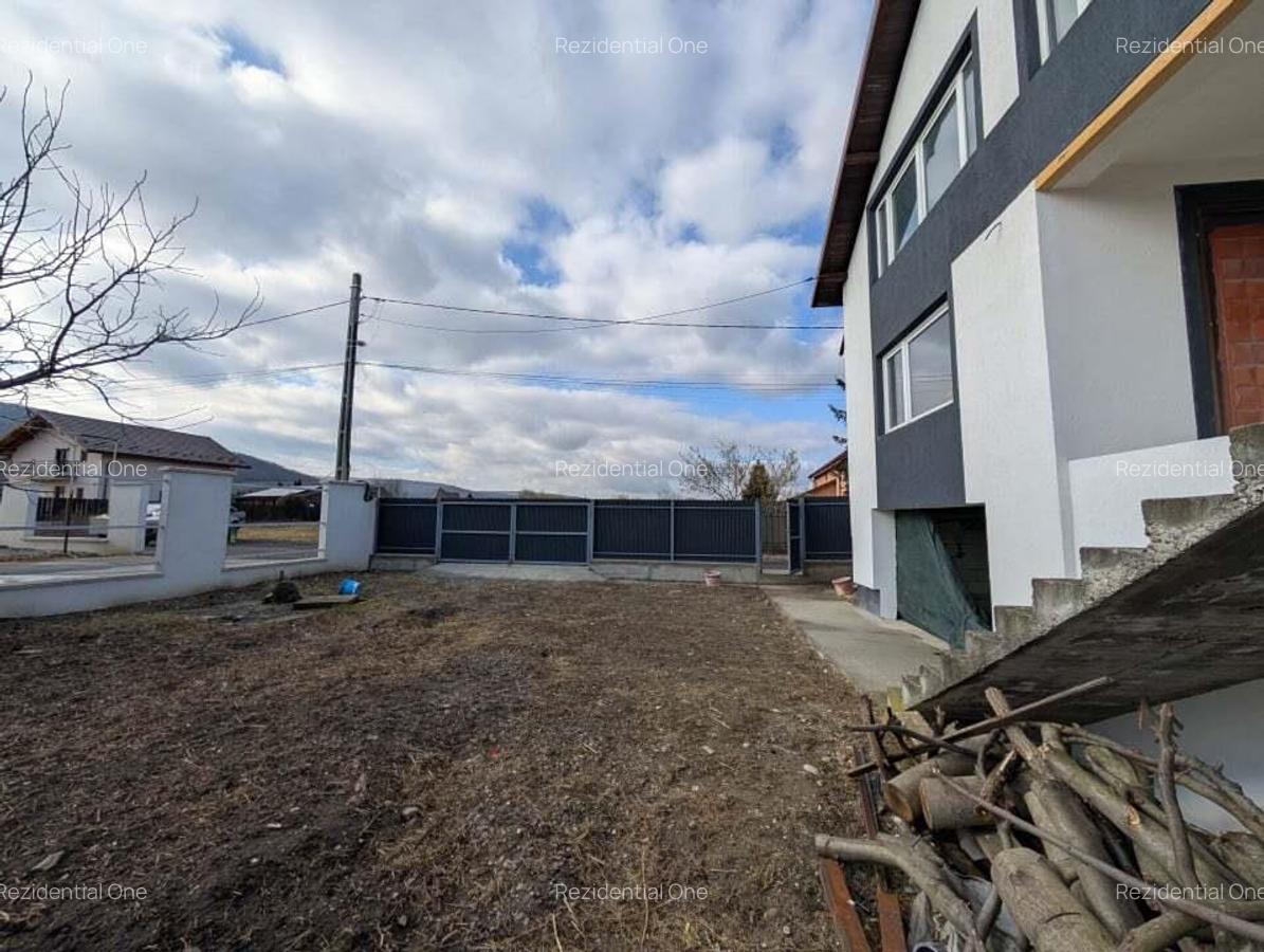 Casa deosebita Hemeius, cartier Privat - 4