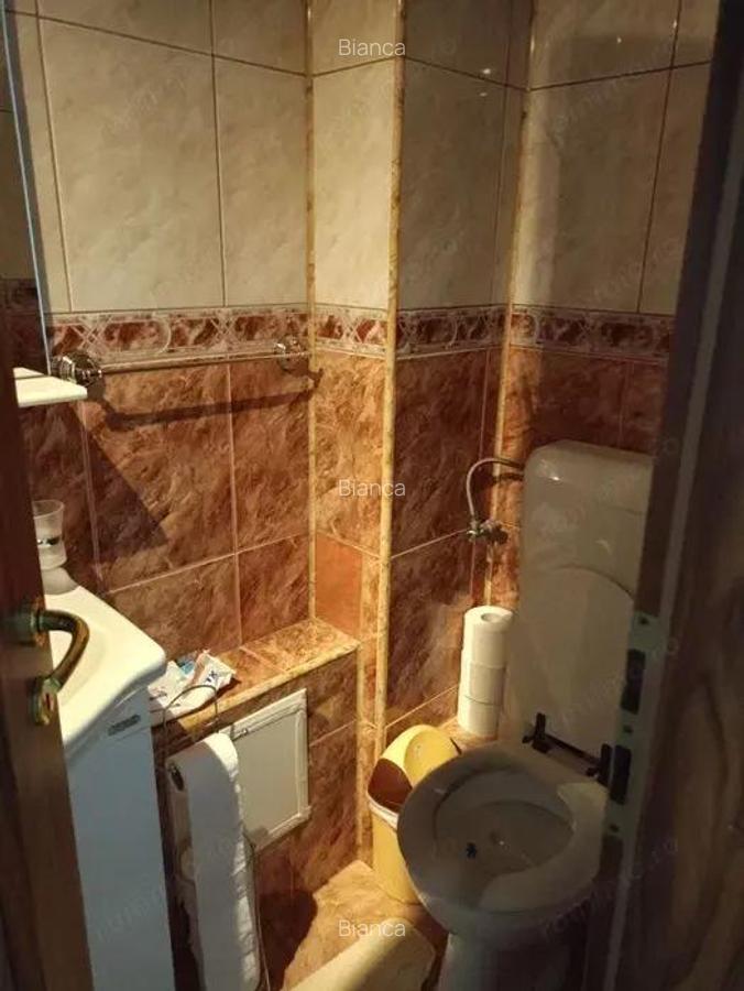 Vand apartament cu 3 camere in Zona Soarelui, et.2, suprafata utila 70 mp. - 4