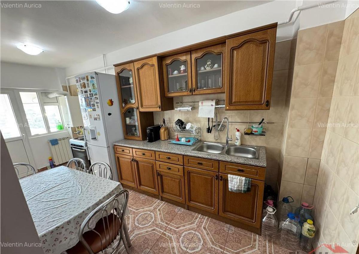 Apartament 3 camere, mobilat si utilat, ultracentral, etaj 9 - 1