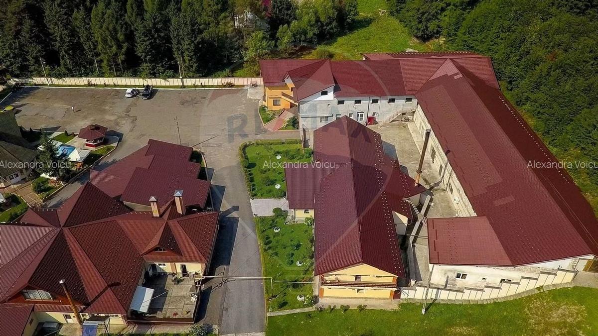 Oportunitate rara in Romania! Complex turistic Poiana Sarata si padure - 12