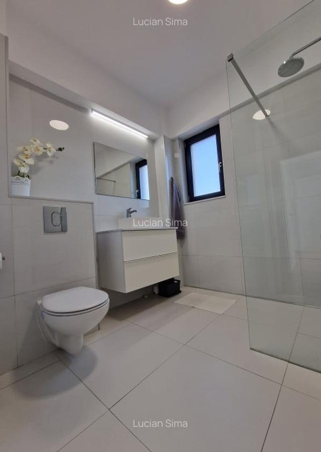 De Vanzare! Apartament tip penthouse cu vedere panoramica - 8