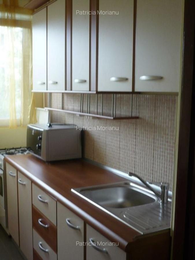 De închiriat apartament 2 camere Titan - 6