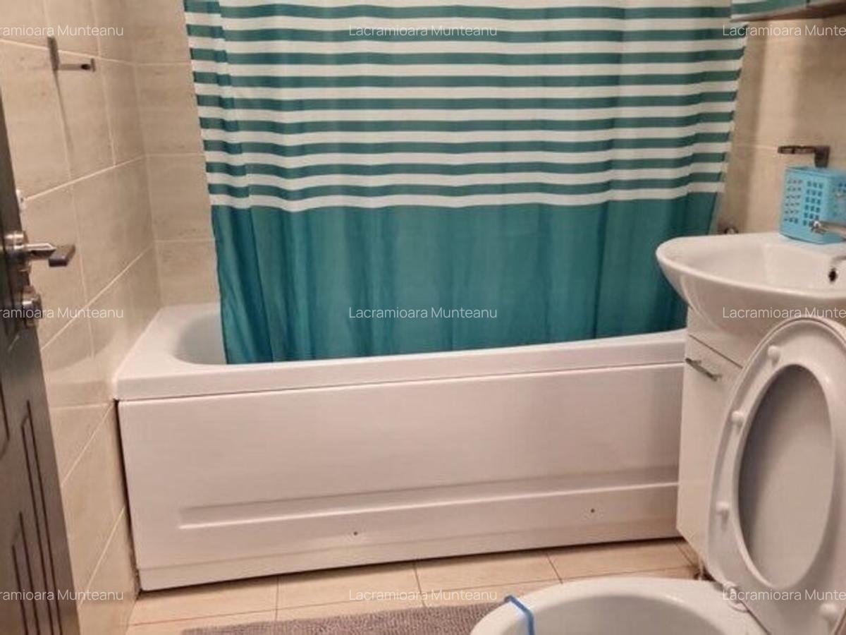 Titan , Postasului - 12