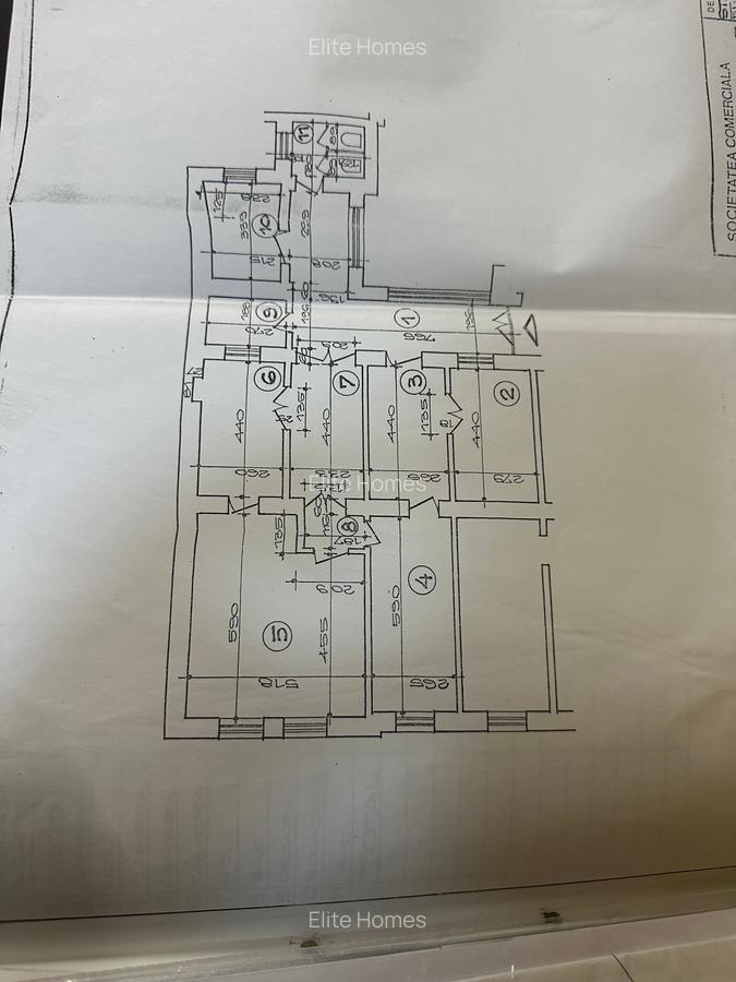 Apartament cu 7 camere semidecomandat în Universitate - 17
