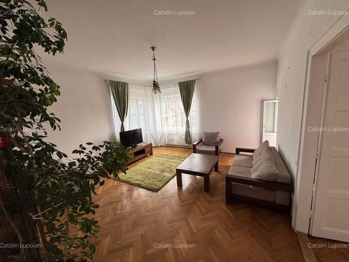 Apartament Elegant cu Curte și Boxă - 2 Camere, Zona Cipariu - 2