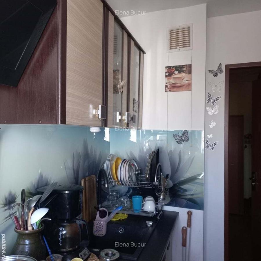 Vanzare apartament 3 camere Ploie?ti - 1 Vanzare apartament 3 camere Ploie?ti - 1