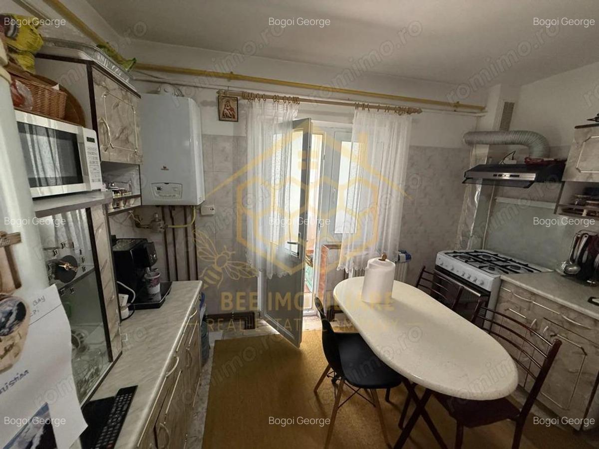 Apartament 3 camere , decomandat in 1Mai - Comision 0% - 4
