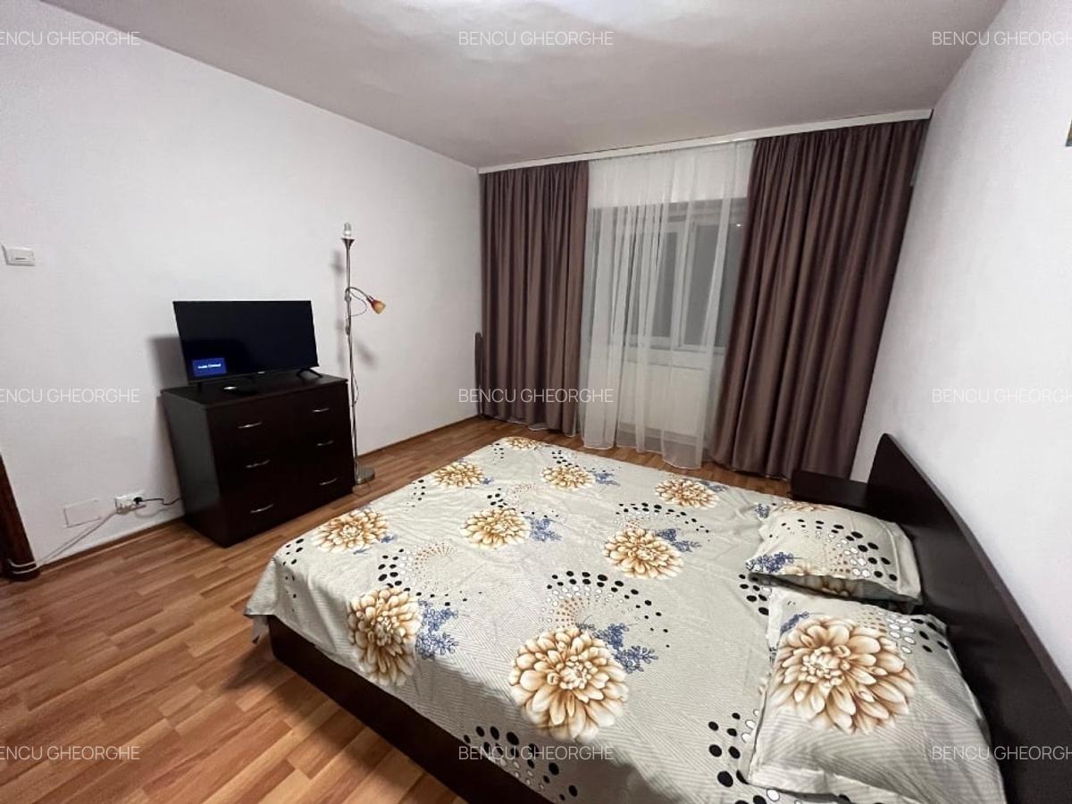 Apartament cu 2 camere decomandat în Inel II - 3