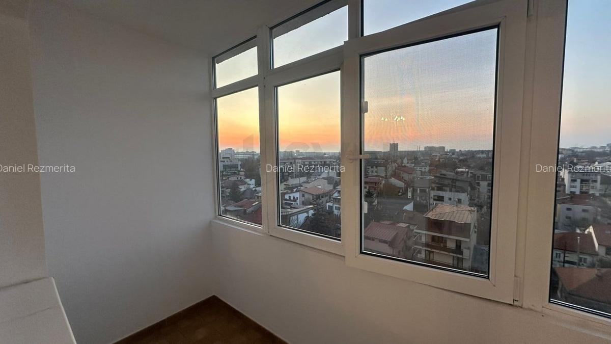 Apartament cu 2 camere decomandat în 1 Mai - 12