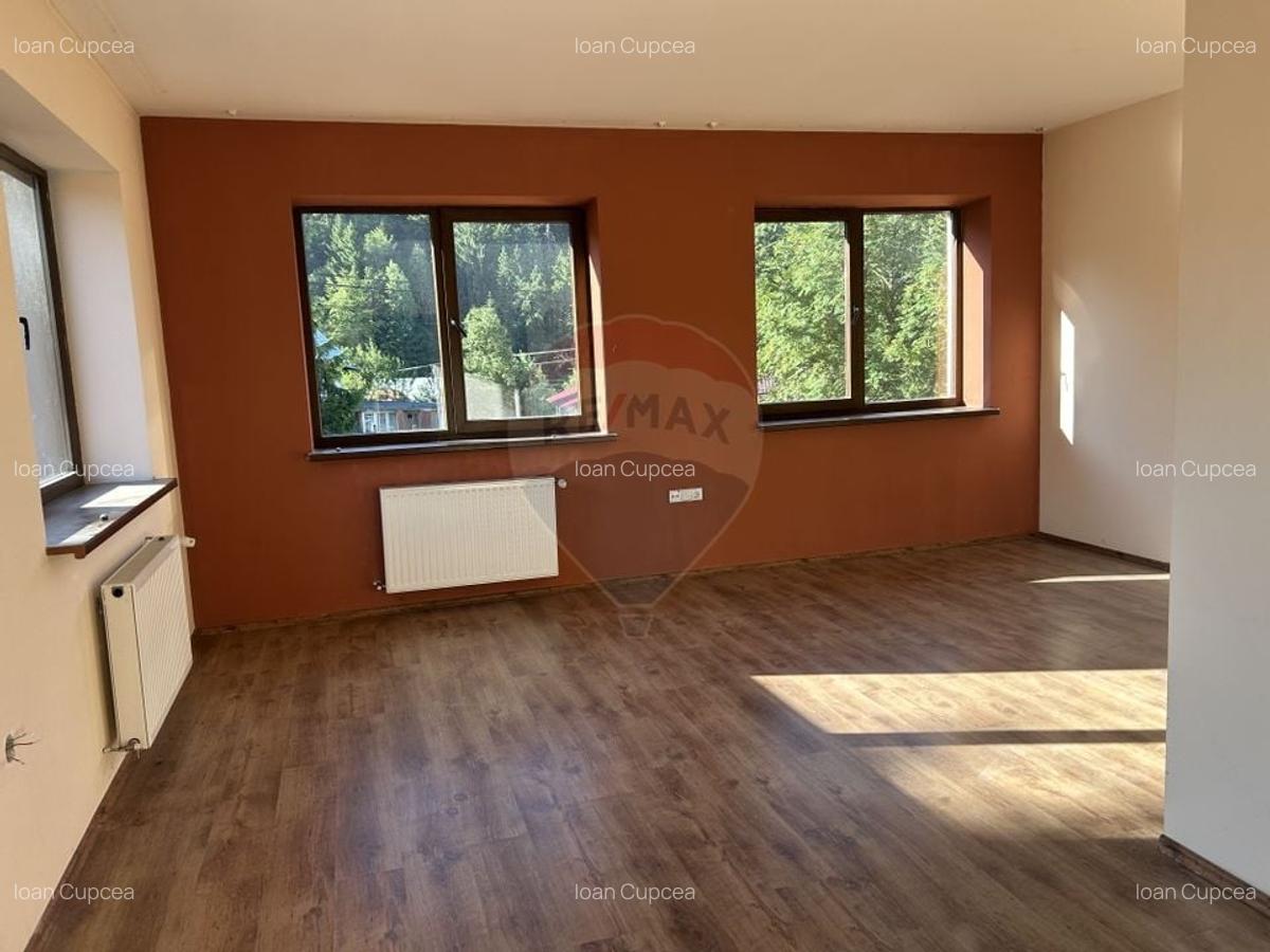 Hotel / Pensiune cu 30 camere de vanzare in zona Nord - 30