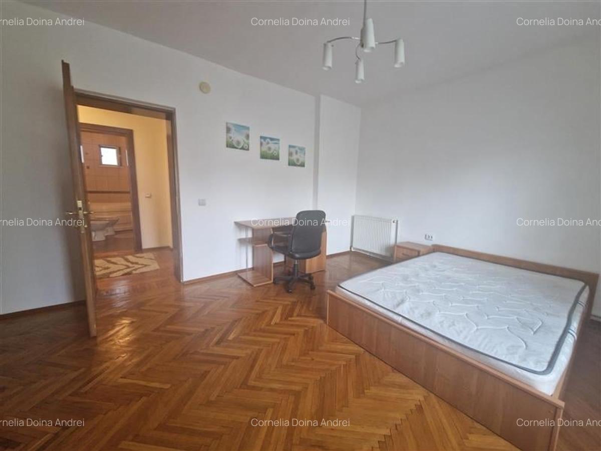 Apartament 2 camere, decomandat, 66.33 mp - zona centrala - Stefan cel Mare - 2