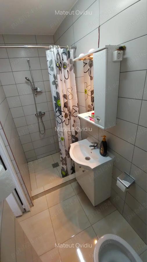Garsoniera de inchiriat ultra central 23 mp , Str.Traian , la Curte ! - 5