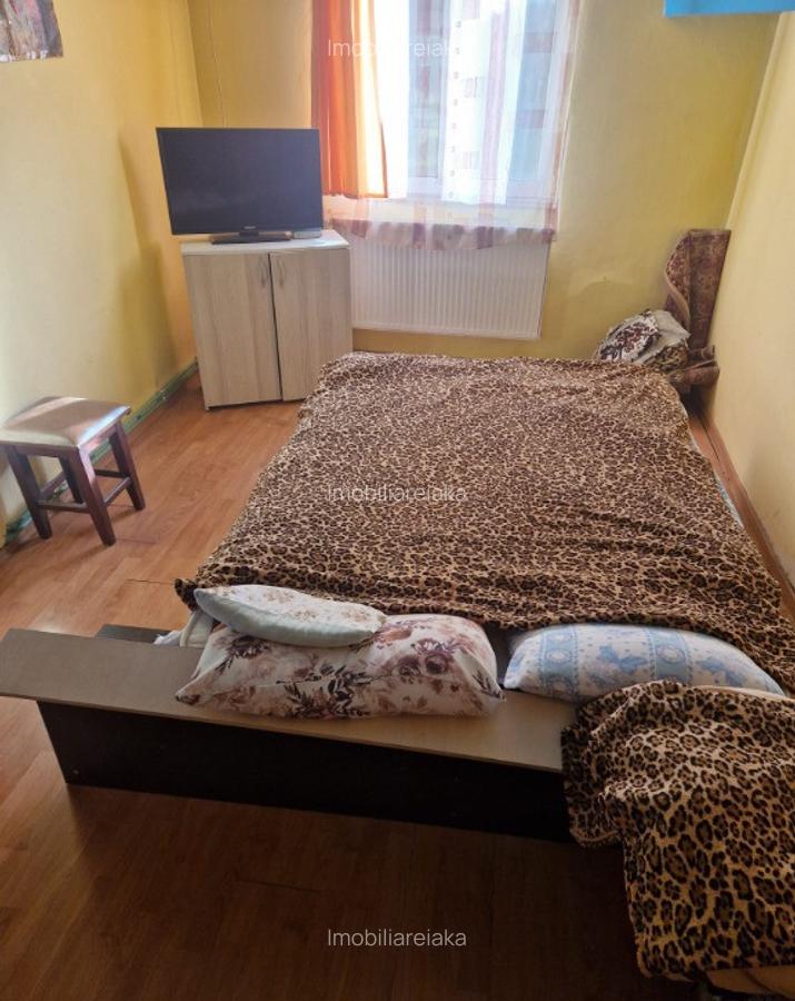 Tautii de Sus, casa caramida,7,5 ari teren - 8