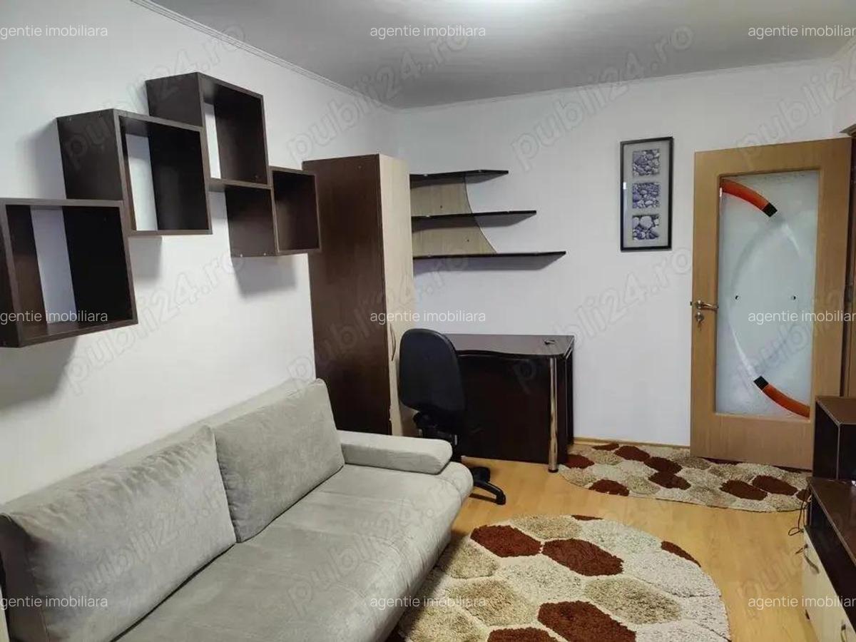 1 Camera Alexandru cel Bun - Liceul Miron Costin - 6