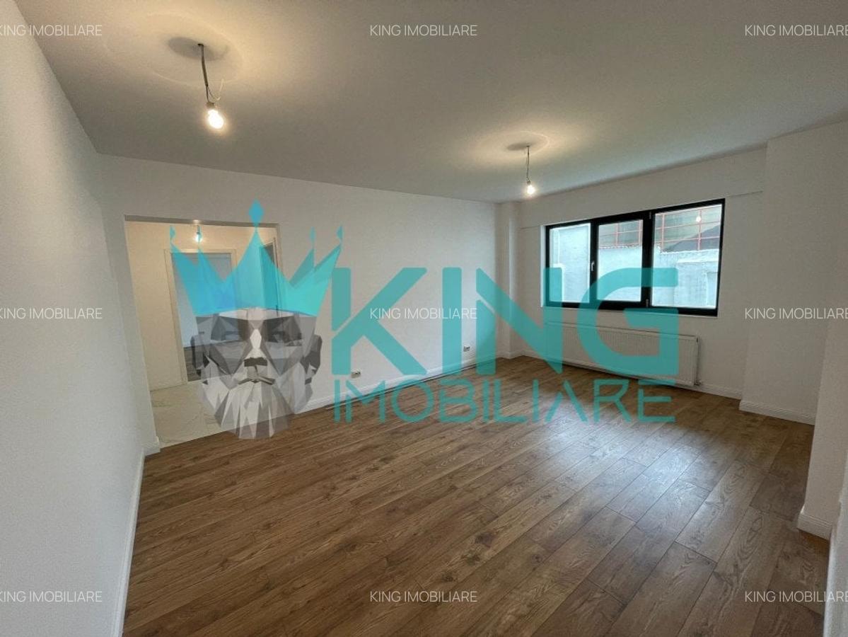 Apartament cu 3 camere decomandat în Andronache - 23