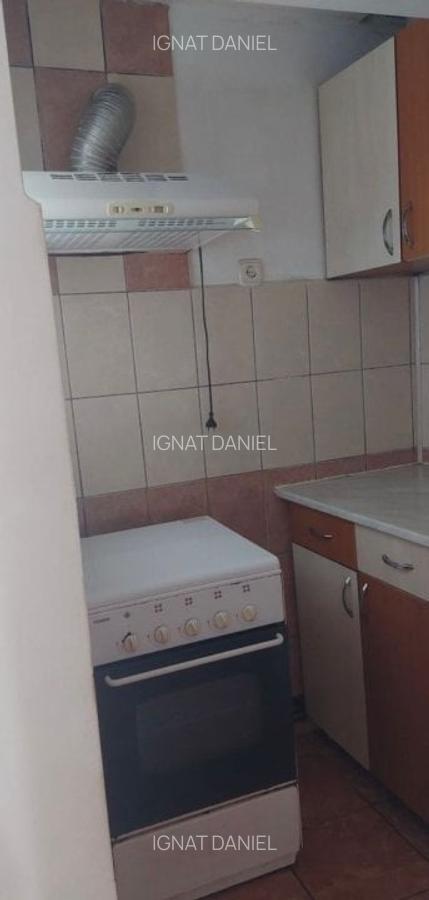 Garsoniera, zona Galata - 4