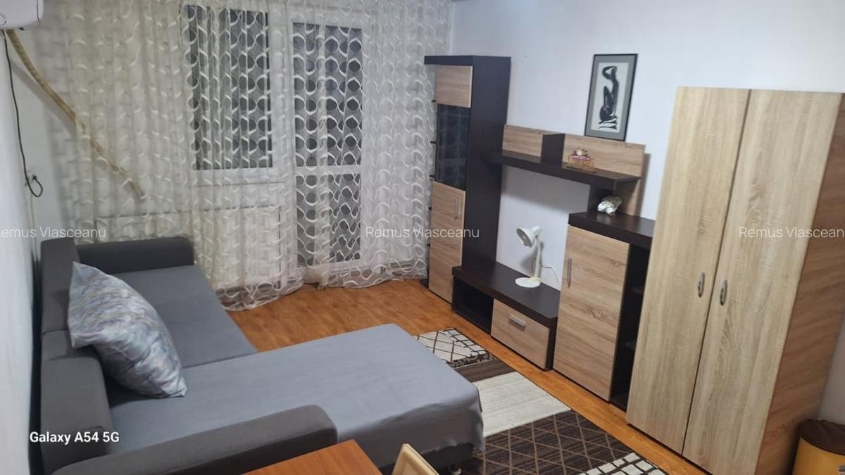 Apartament 3 camere de inchiriat - 2