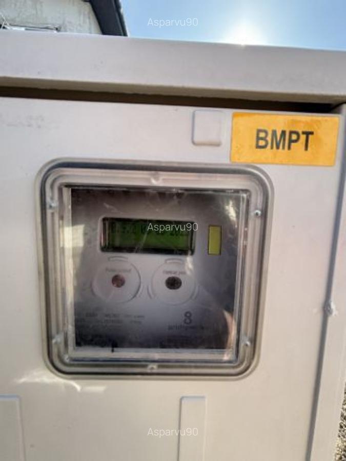 Casa la rosu in zona BERCENI acte si curent finalizate - 2