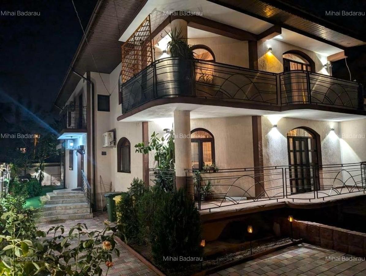 Casă cu 5 camere în Bucureștii Noi - 11