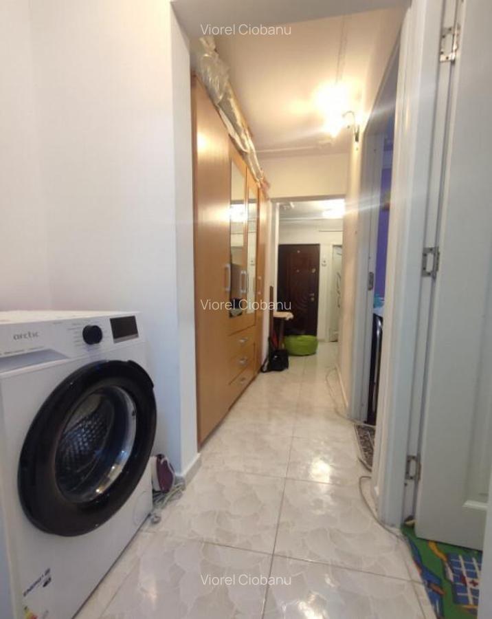 APARTAMENT 3 CAMERE DECOMANDAT, CANTA, ETAJ INTERMEDIAR, ZON - 4