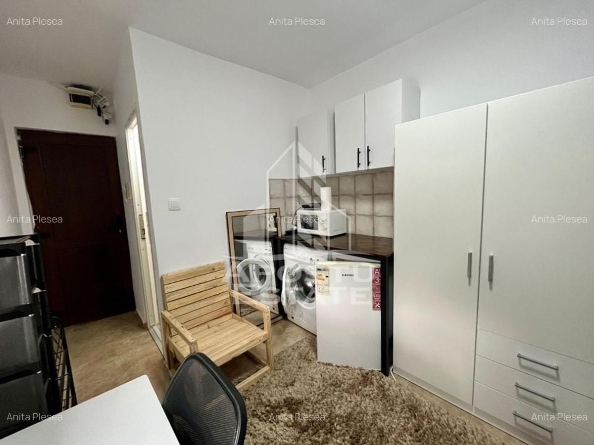 Garsoniera complet renovata,etaj 1,zona Complexul Studentesc - 1