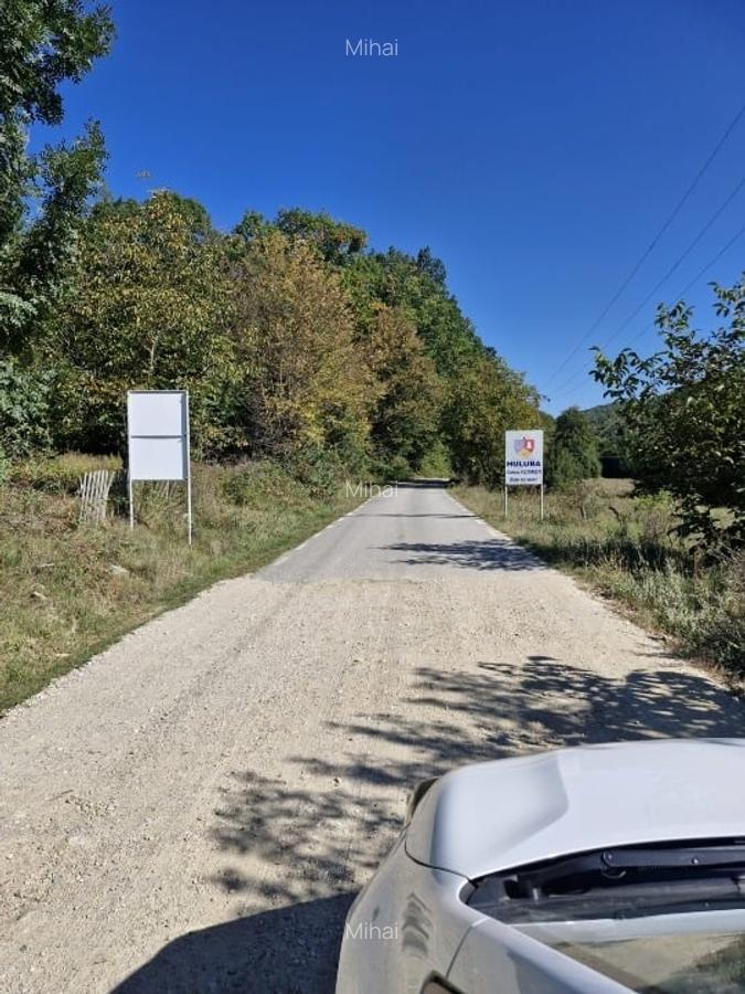 Casă de vacanță sau permanentă, pe deal, cu curte terasată și priveliște superbă - 15