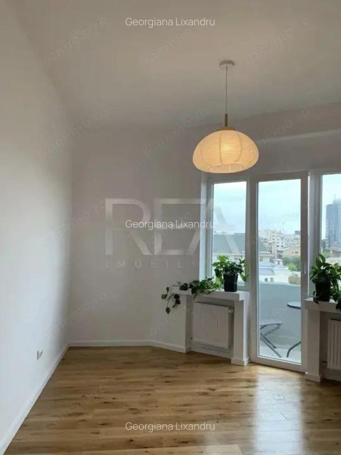 PENTHOUSE ULTRACENTRAL CU VEDERE PANORAMICA - 2