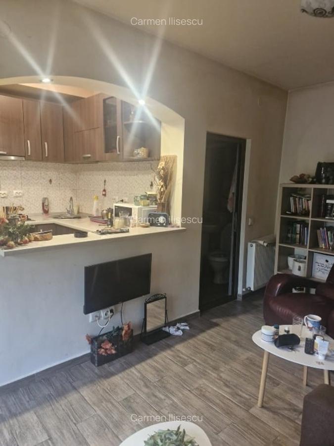 Apartament cu 2 camere semidecomandat în Sebastian - 3