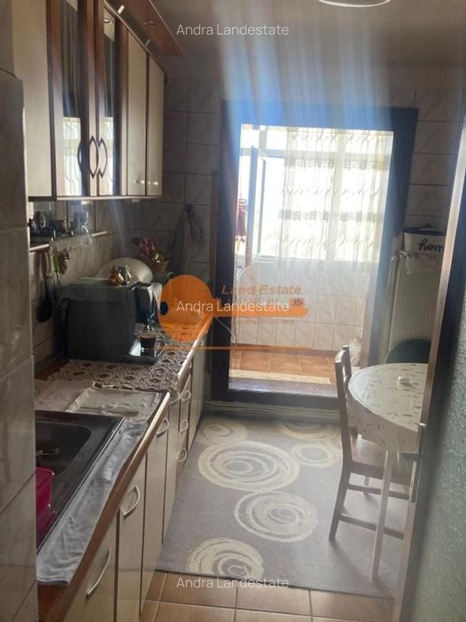 Apartament 3 Camere Zona Uverturii- Centrala Termica - 2