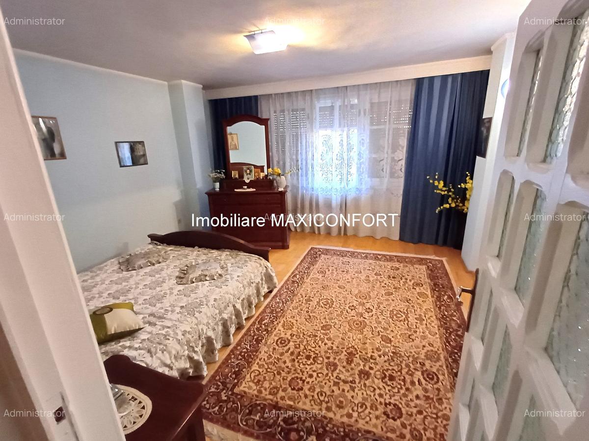 Vanzare casa D+P+1 - Imobiliare MAXICONFORT - 8