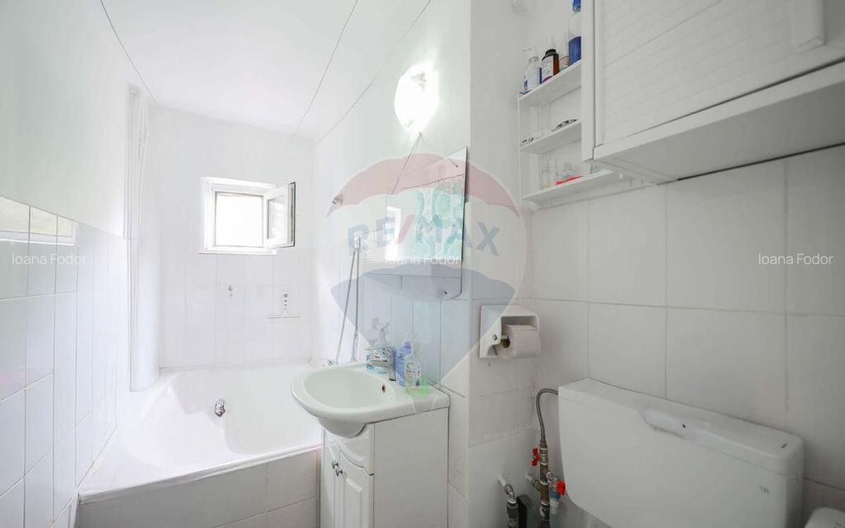 Apartament cu 2 camere de vanzare, etaj 1, in zona Roge... - 6