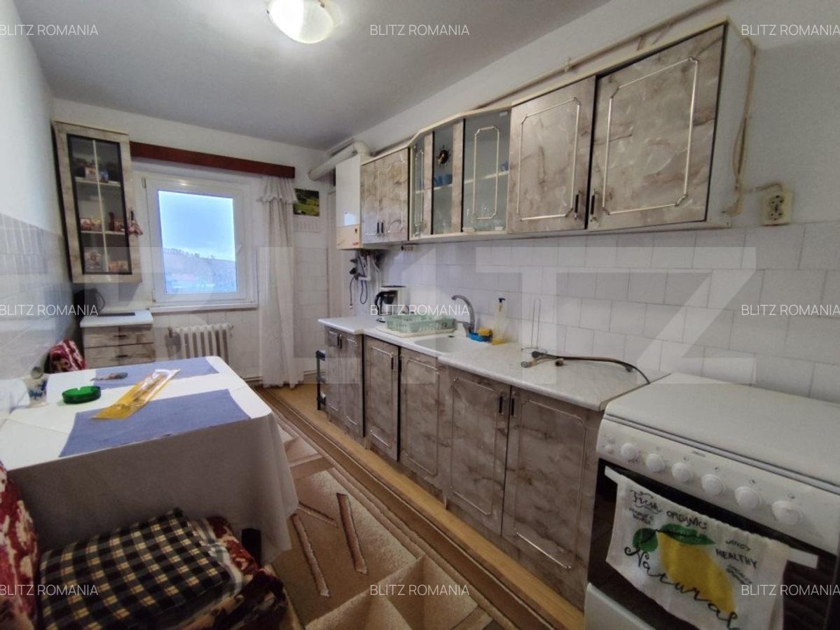 Apartament 3 camere, 65mp, zona Cugir - 4