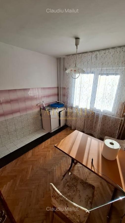 Apartament de 2 camere, 50mp., zona Decebal - 2