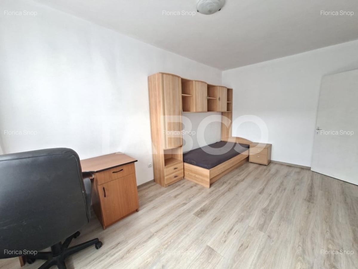 Apartament de vanzare 3 camere decomandat Mihai Viteazul bloc cu lift - 9